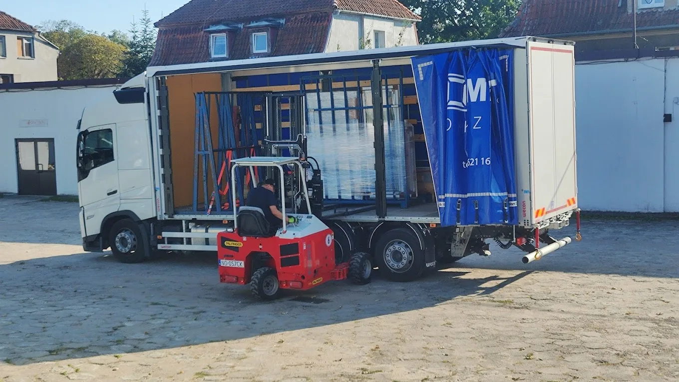 Salony sprzedaży i firmy montażowe